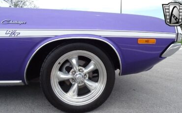 Dodge-Challenger-1972-10