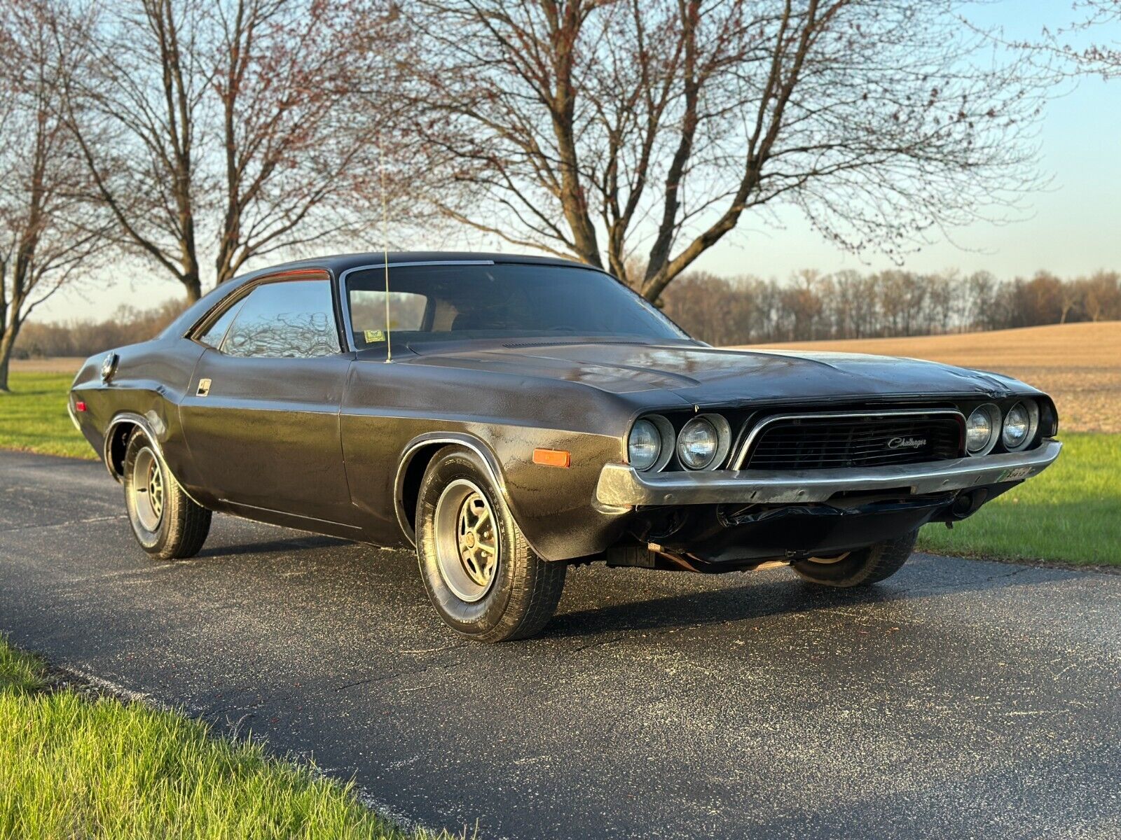 Dodge-Challenger-1972-3