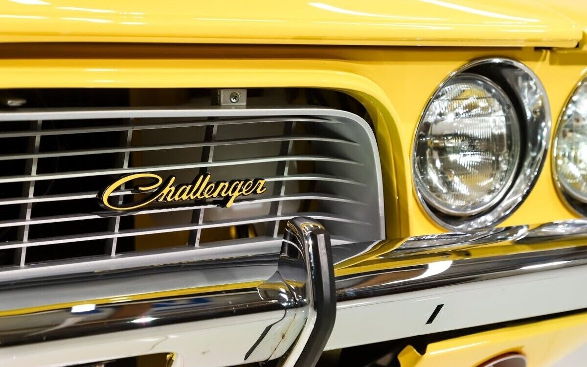 Dodge-Challenger-1972-9