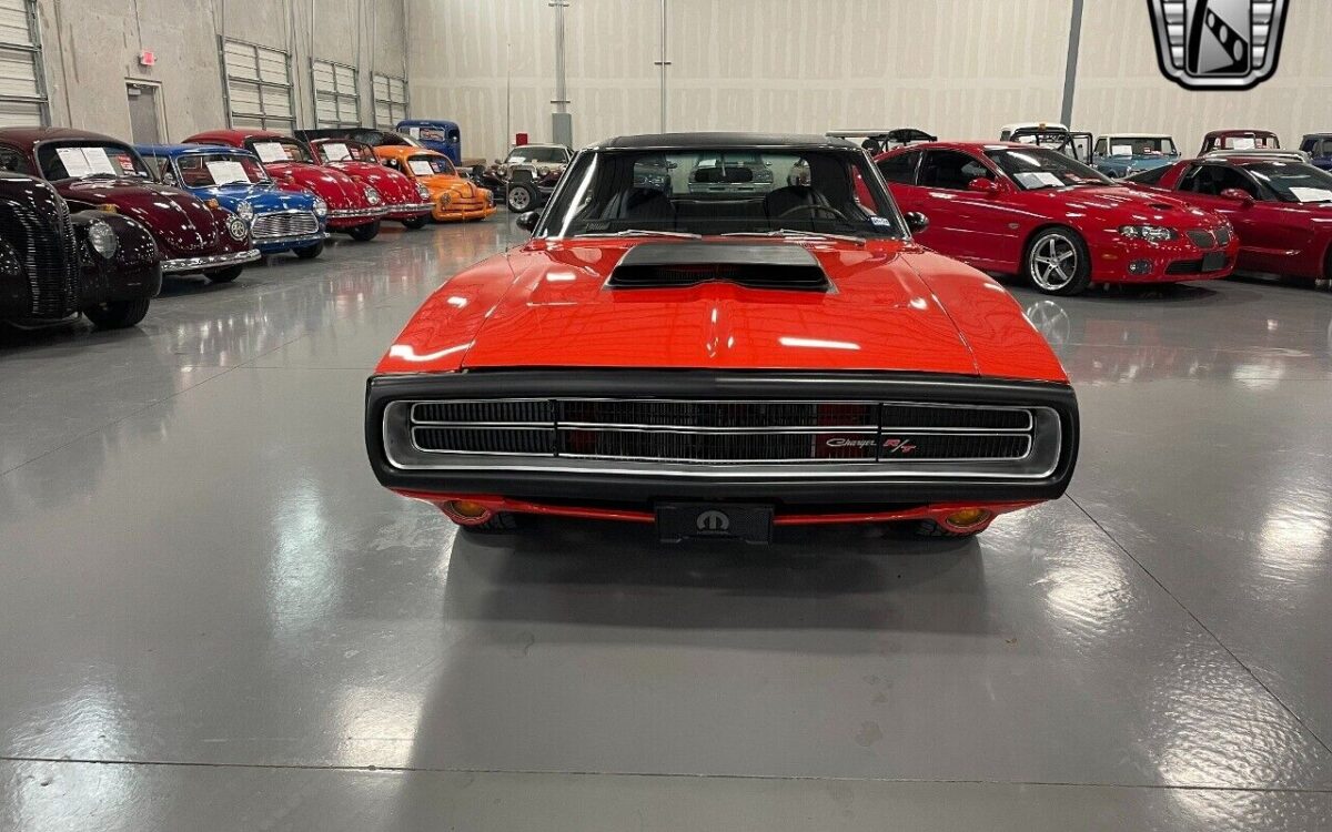 Dodge-Charger-1970-2