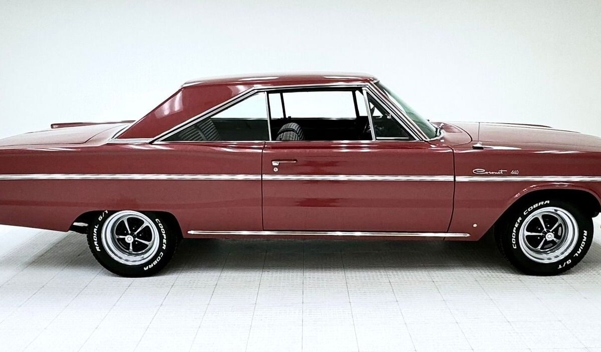 Dodge-Coronet-1966-5