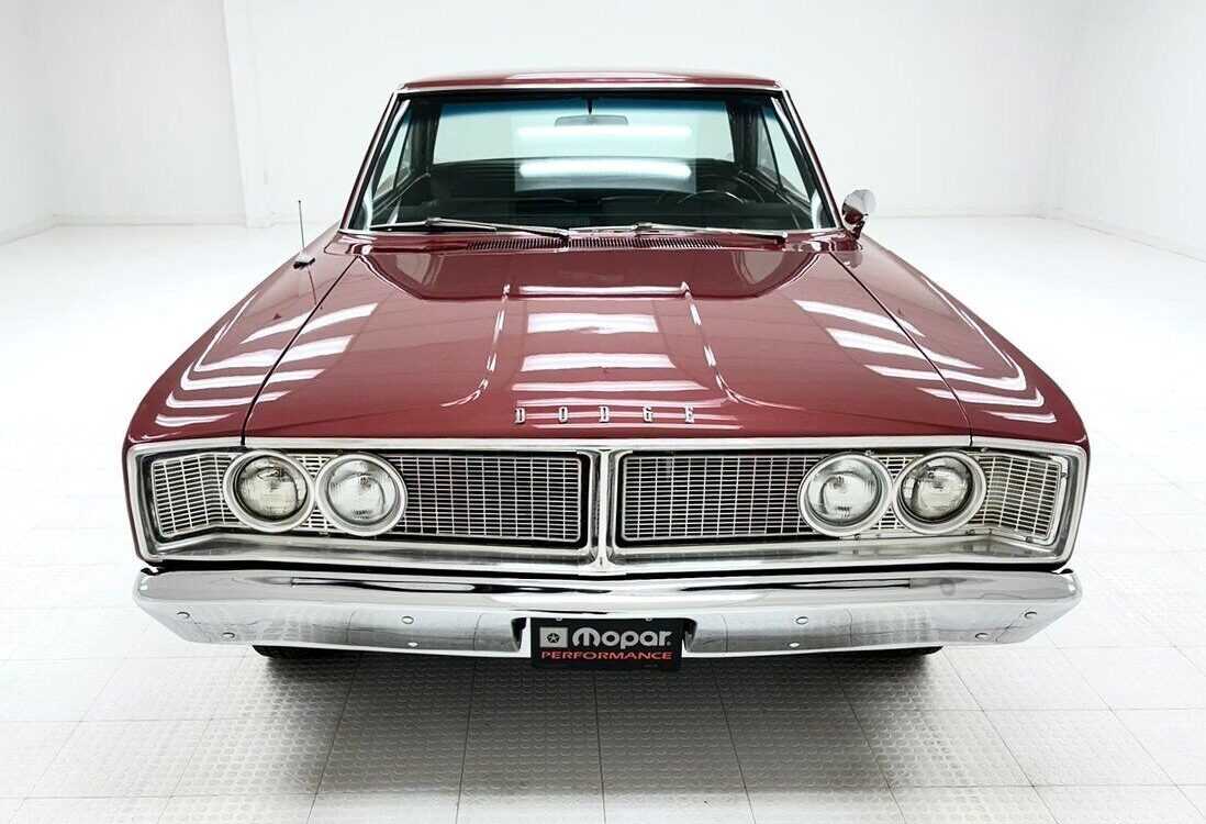 Dodge-Coronet-1966-7