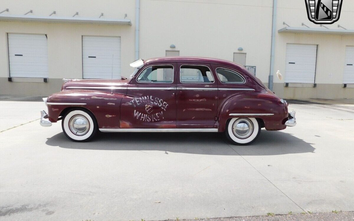 Dodge-Custom-1948-4