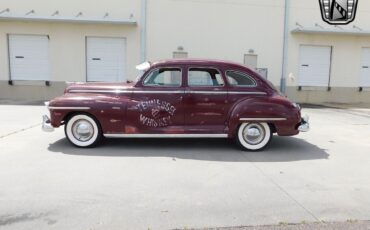 Dodge-Custom-1948-4
