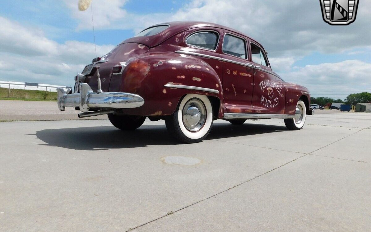 Dodge-Custom-1948-7