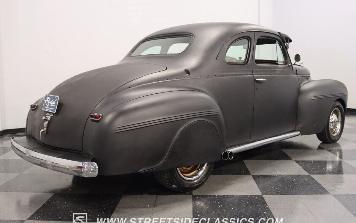 Dodge-Deluxe-Coupe-1940-11