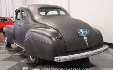 Dodge-Deluxe-Coupe-1940-7