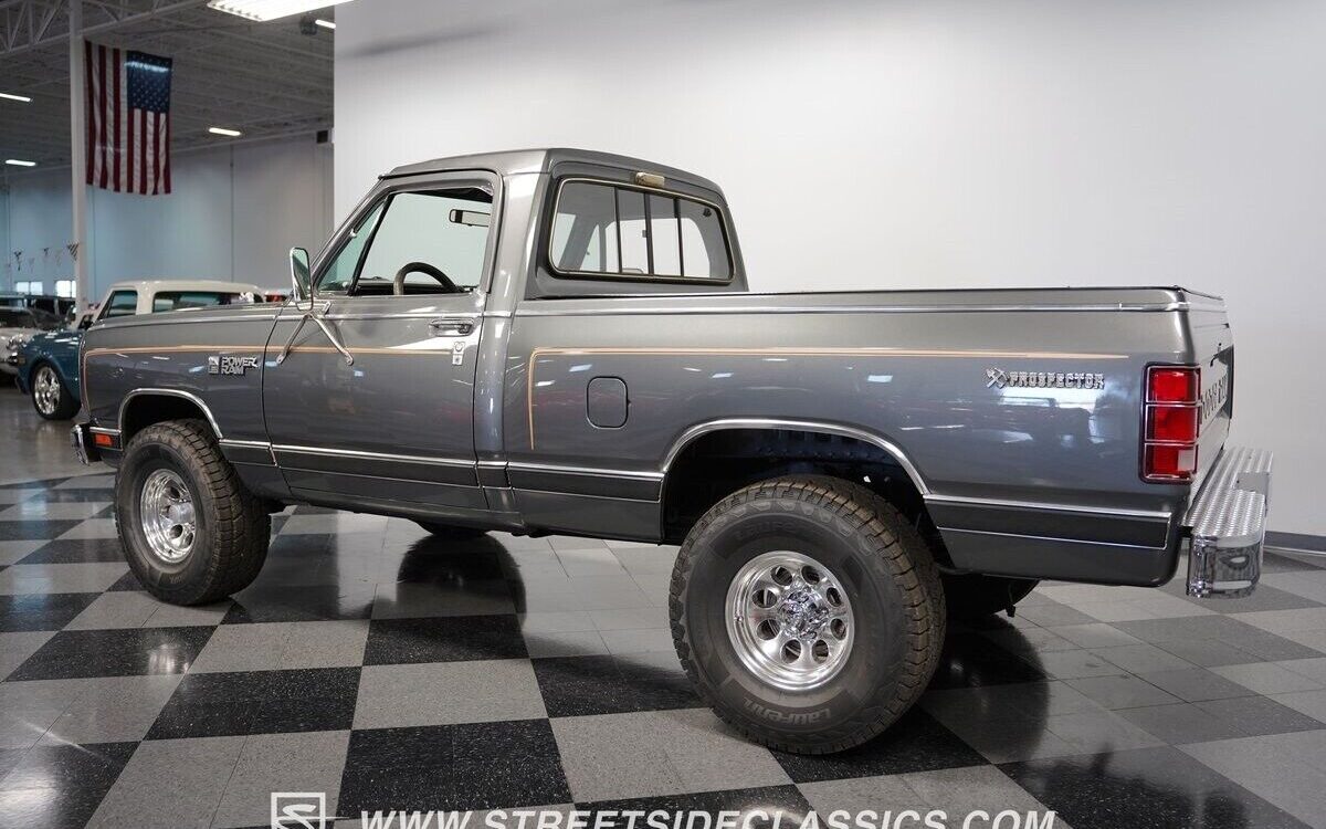 Dodge-Other-Pickups-Pickup-1985-8