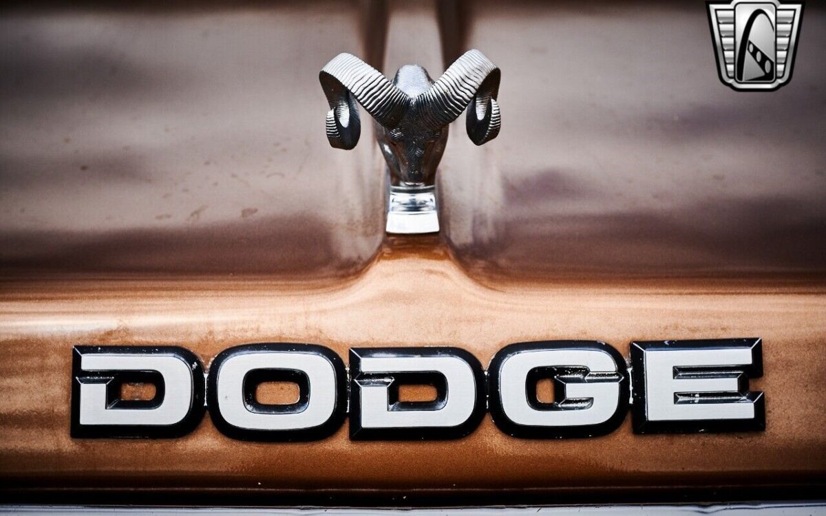 Dodge-Ramcharger-1986-10