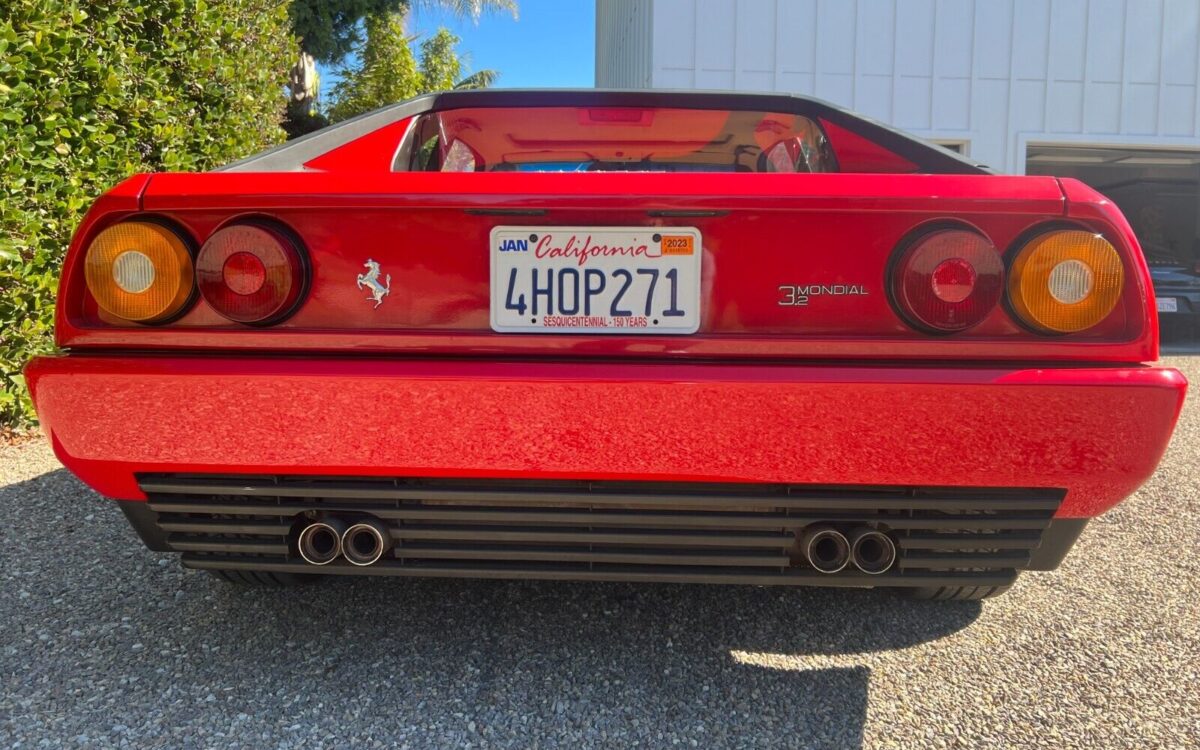Ferrari-Mondial-Coupe-1987-16