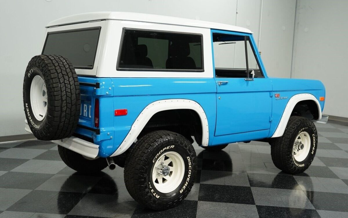 Ford-Bronco-1972-10
