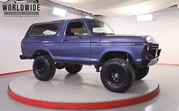 Ford-Bronco-1979-1