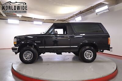 Ford-Bronco-1993-2