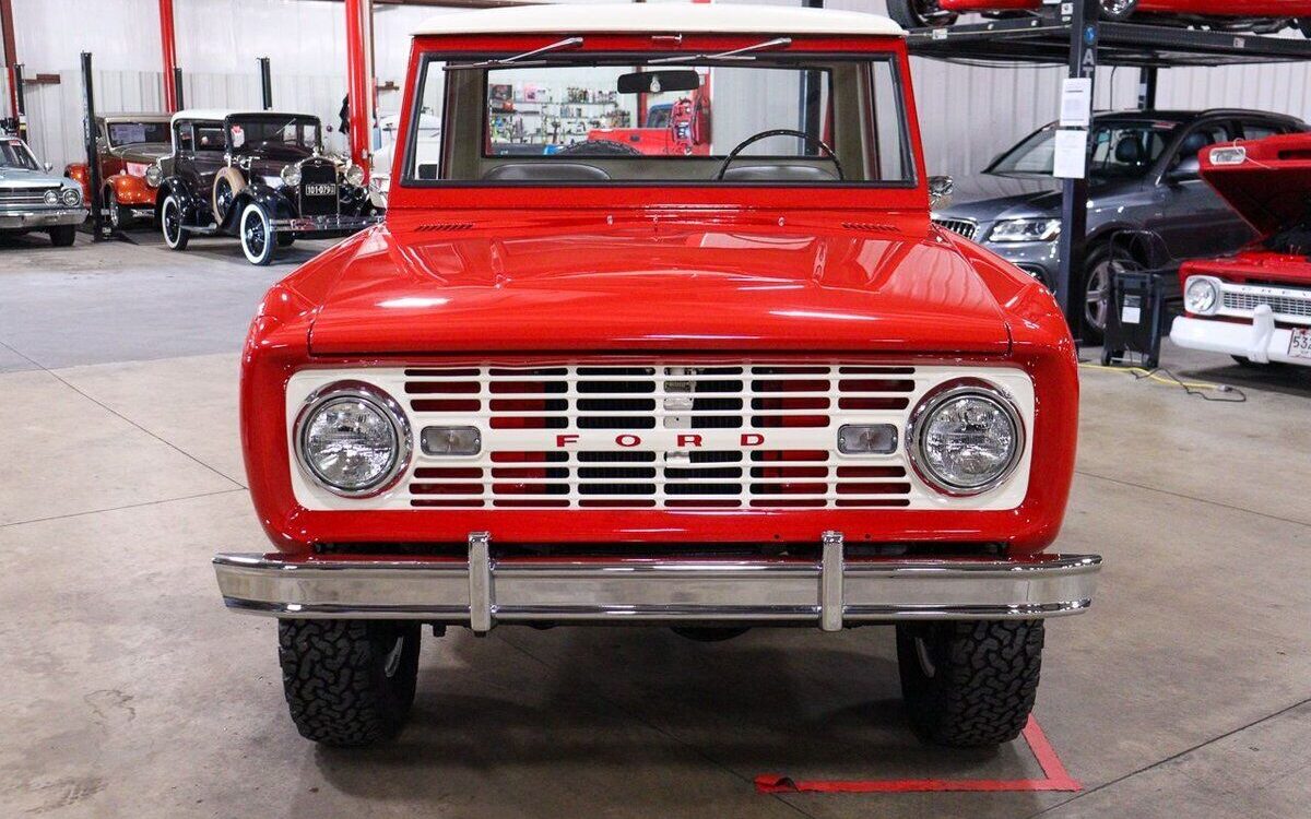 Ford-Bronco-SUV-1966-11