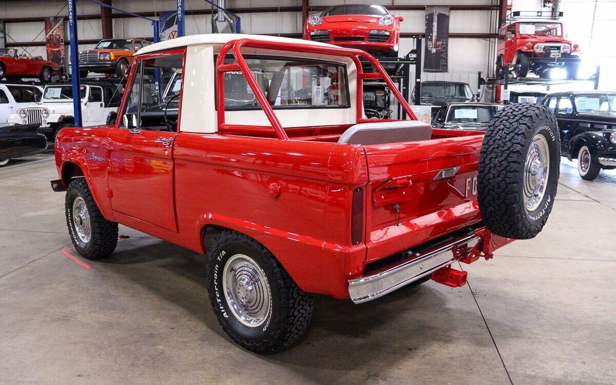 Ford-Bronco-SUV-1966-4