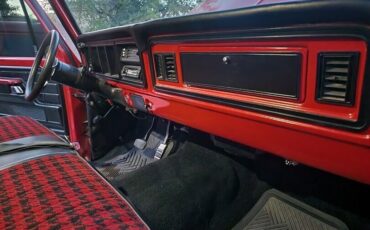 Ford-Bronco-SUV-1979-14
