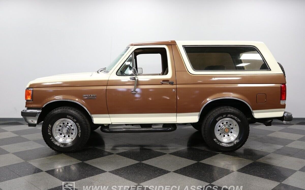 Ford-Bronco-SUV-1990-7