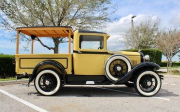 Ford-Closed-Cab-Pickup-1931-1