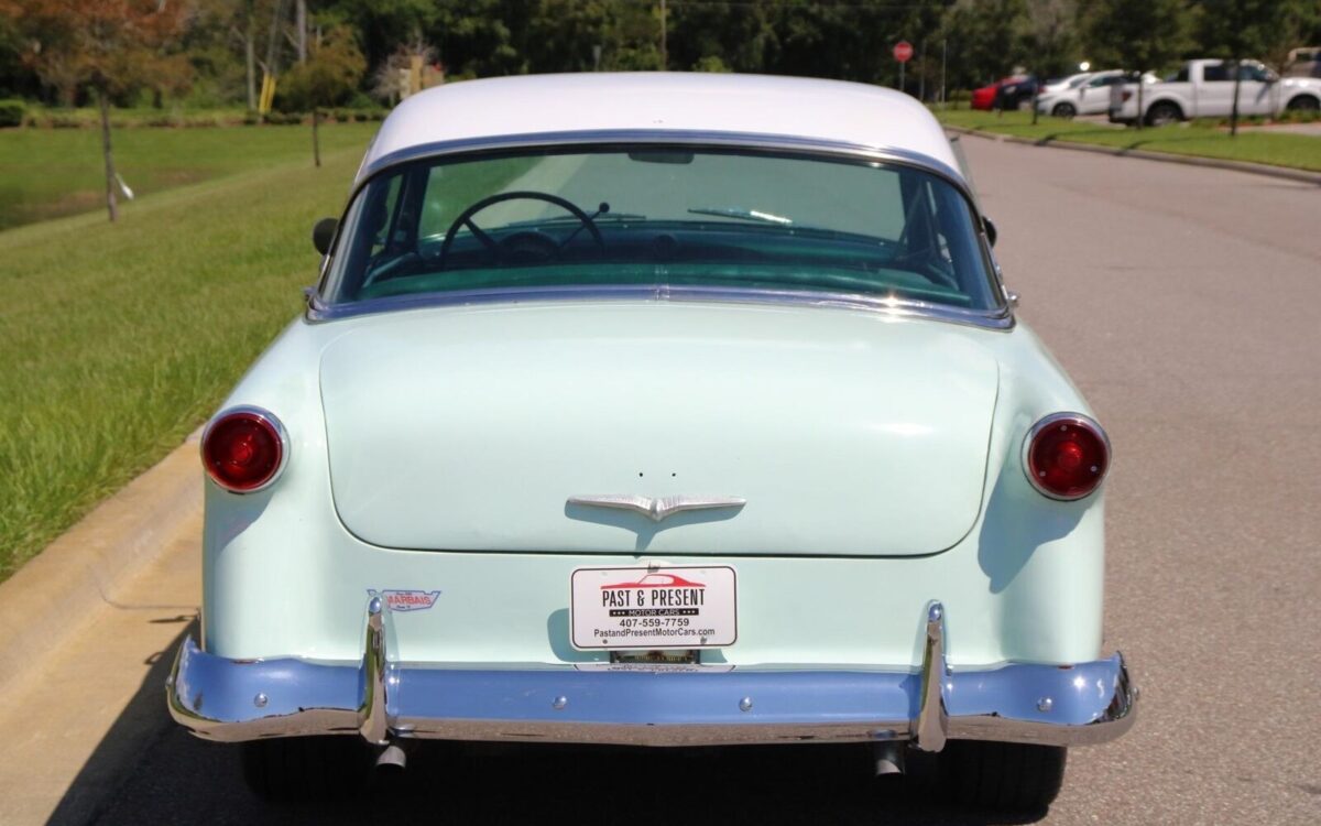 Ford-Crestline-1953-4