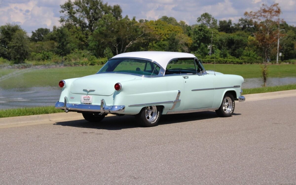 Ford-Crestline-1953-5
