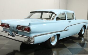 Ford-Custom-Berline-1958-10