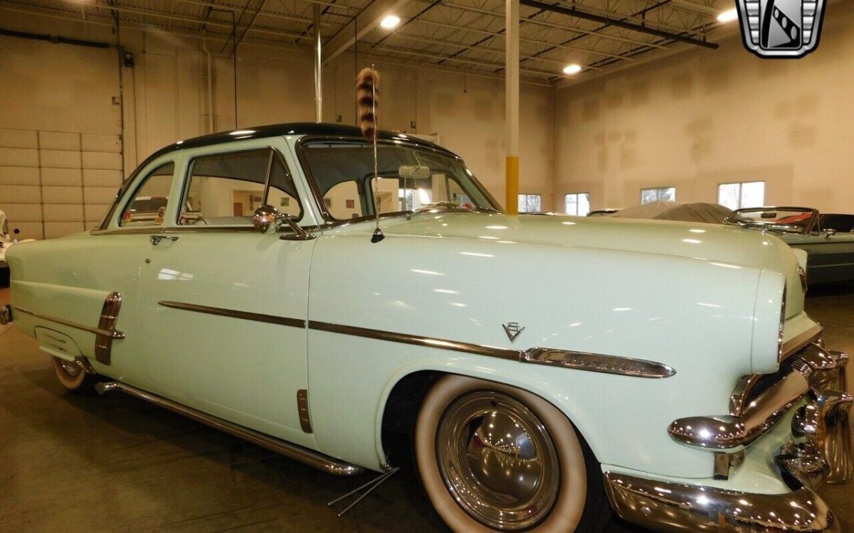 Ford-Customline-1953-6