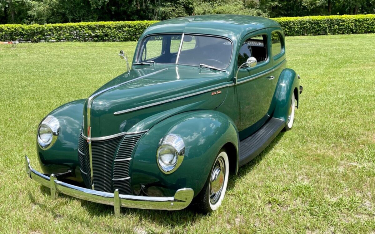 Ford-Deluxe-Berline-1940-27