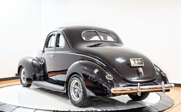 Ford-Deluxe-Coupe-1940-5