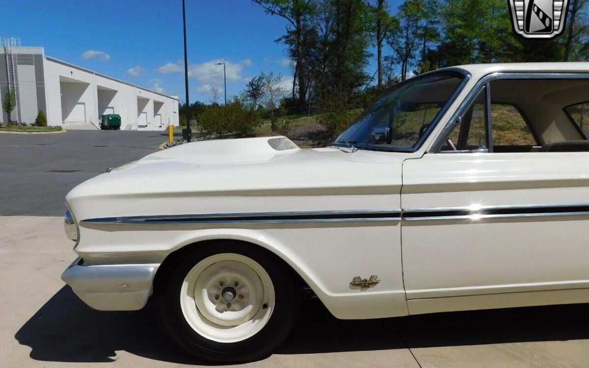 Ford-Fairlane-1964-4