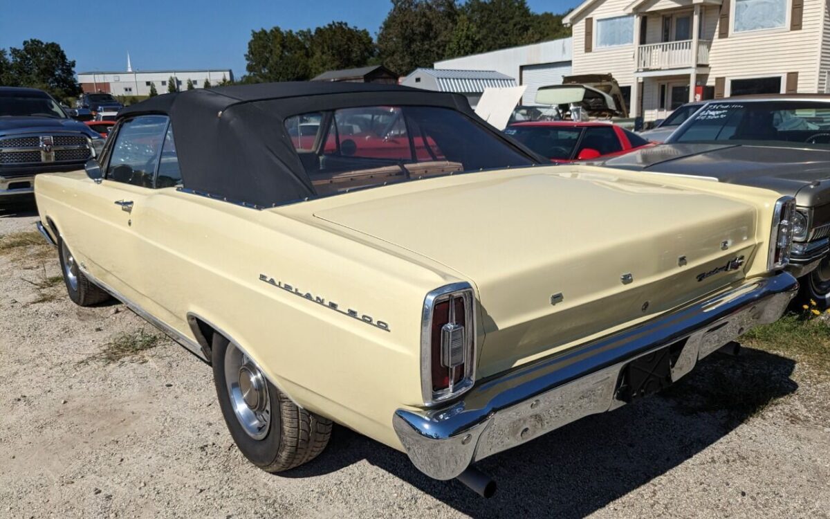 Ford-Fairlane-Cabriolet-1966-3