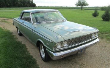 Ford-Fairlane-Coupe-1966-1