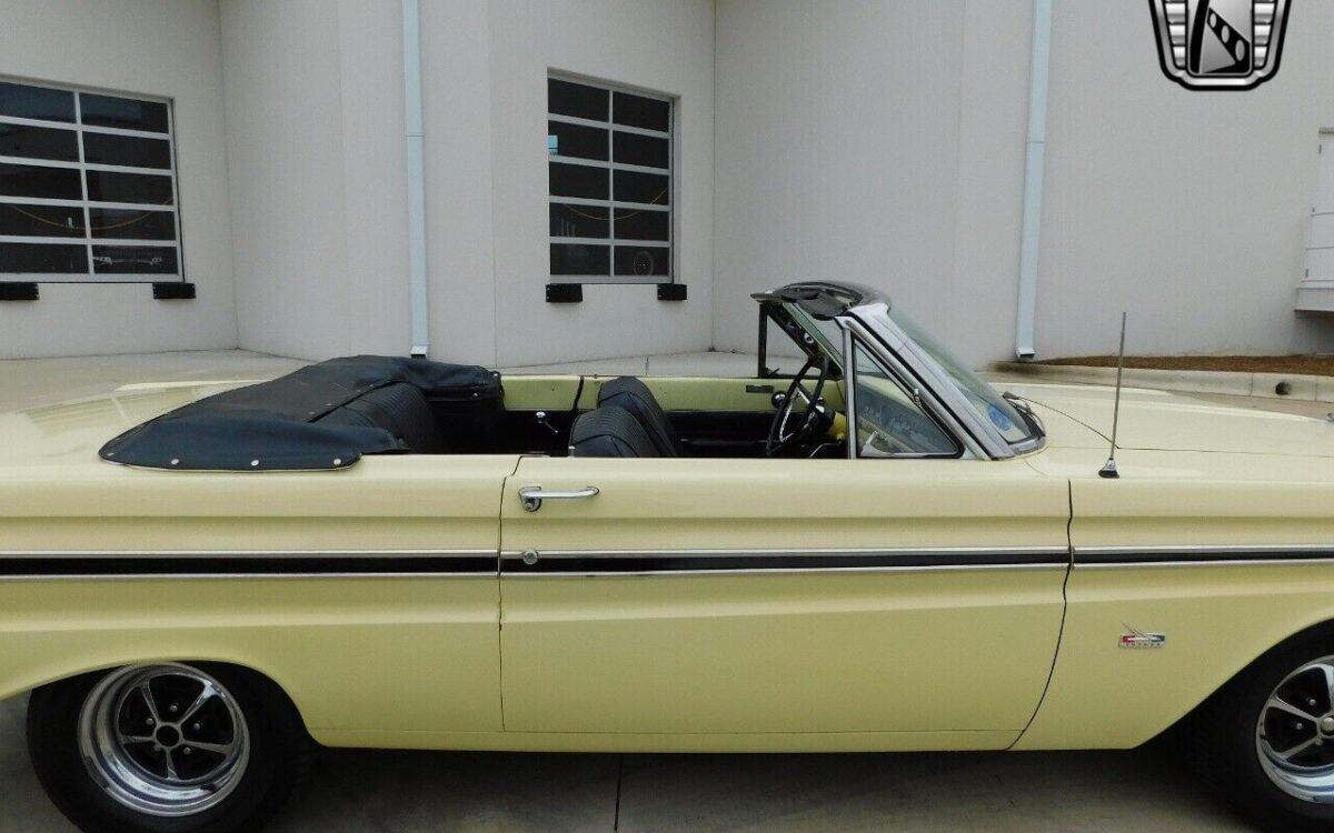 Ford-Falcon-1965-11