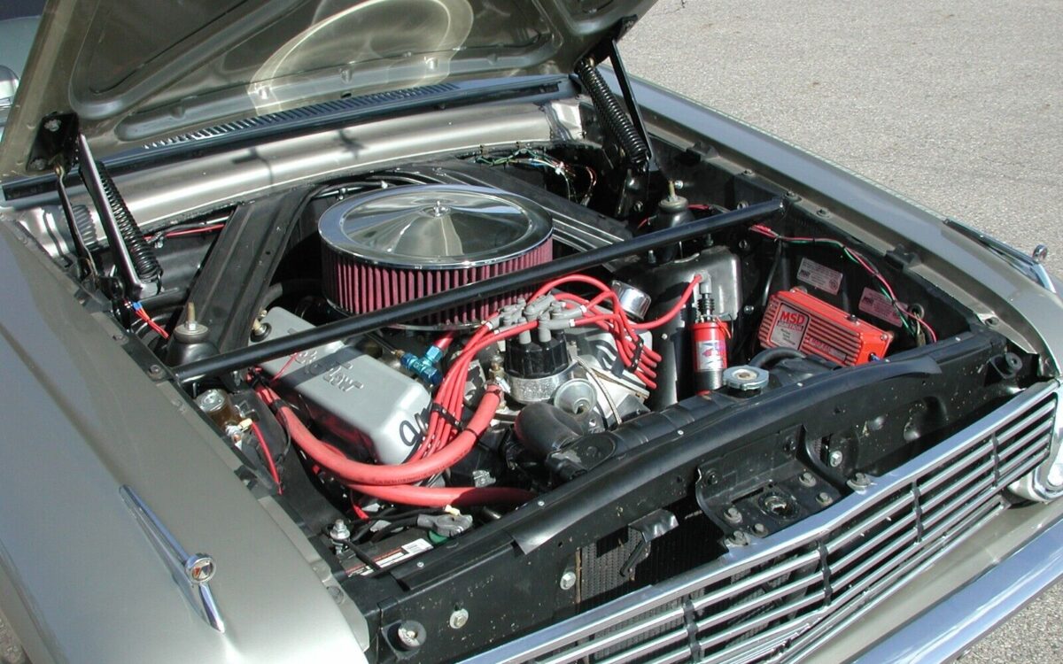 Ford-Falcon-Coupe-1963-4