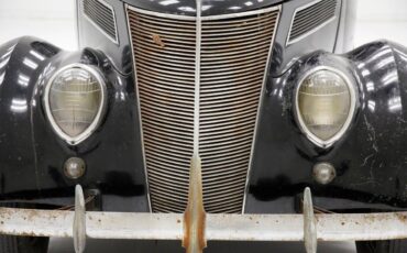 Ford-Fordor-Berline-1937-11