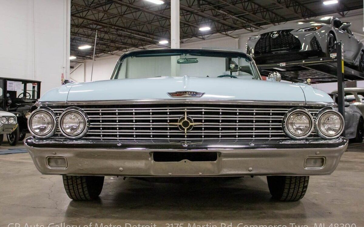 Ford-Galaxie-1962-10