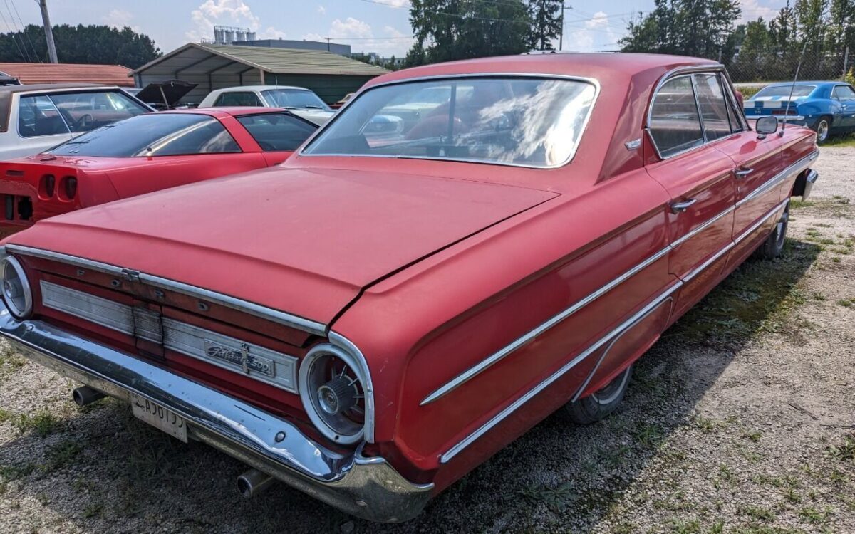 Ford-Galaxie-Berline-1964-4