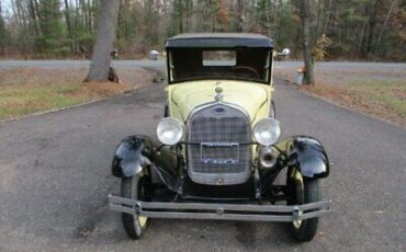 Ford-Model-A-Coupe-1928-1
