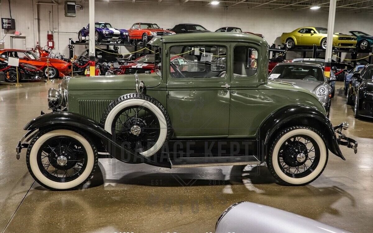 Ford-Model-A-Coupe-1931-9