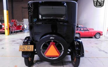 Ford-Model-T-1926-4