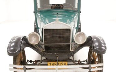 Ford-Model-T-Berline-1926-7