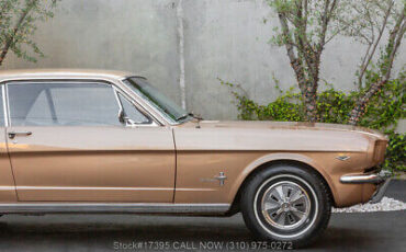 Ford-Mustang-1966-10