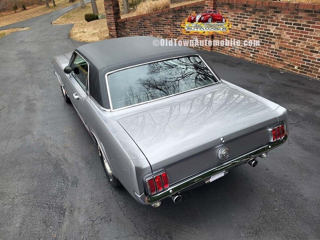 Ford-Mustang-1966-11