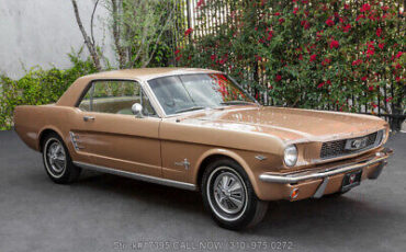 Ford-Mustang-1966-3