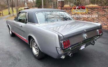 Ford-Mustang-1966-8