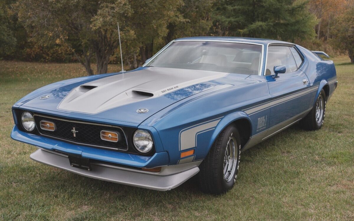 Ford-Mustang-1972-6
