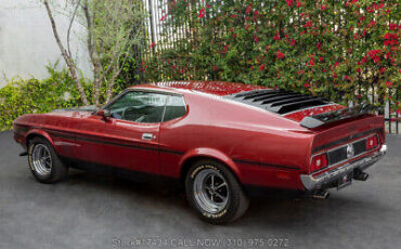 Ford-Mustang-1972-8