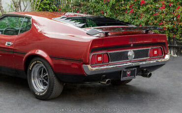 Ford-Mustang-1972-9