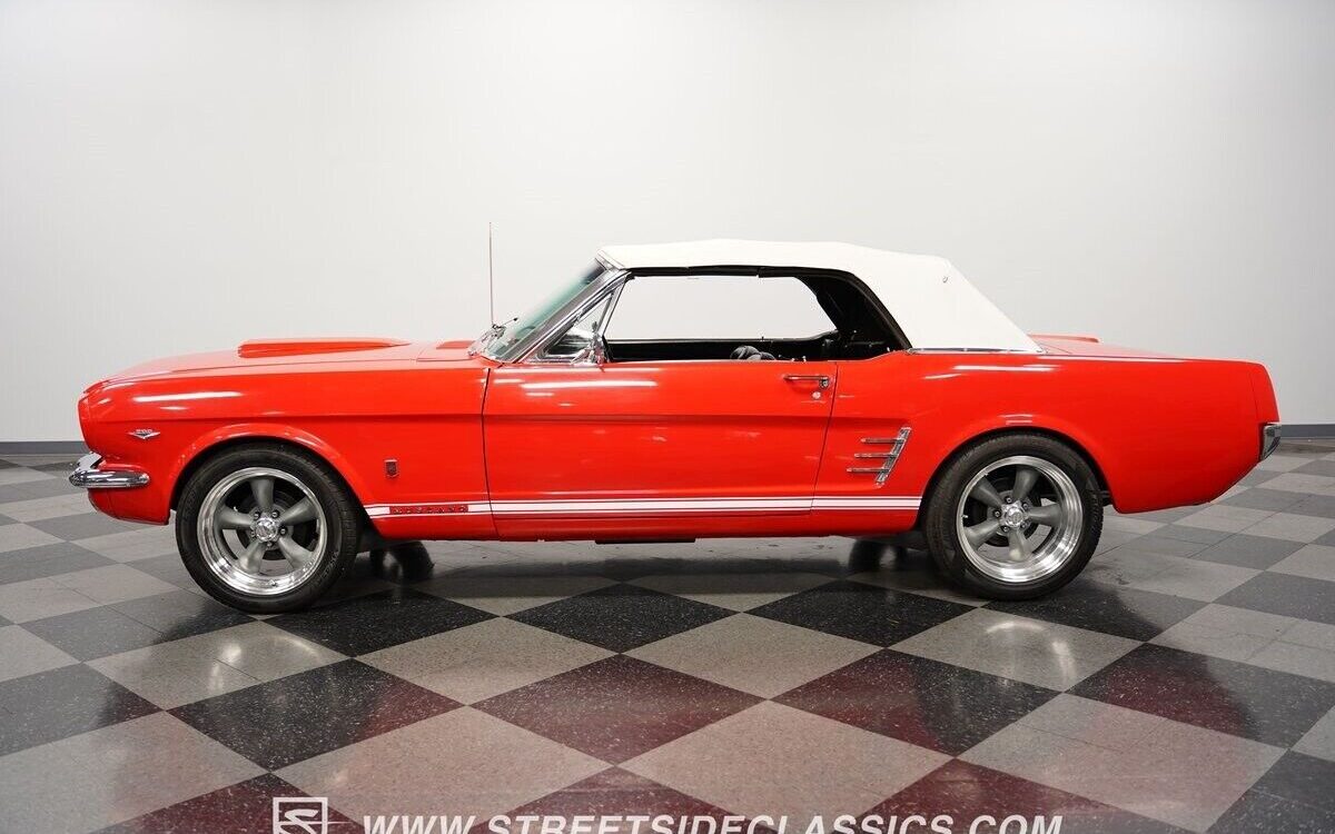 Ford-Mustang-Cabriolet-1966-2