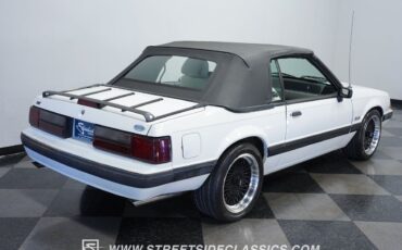 Ford-Mustang-Cabriolet-1988-10