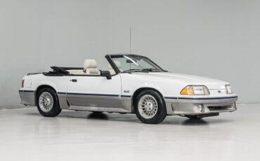 Ford-Mustang-Cabriolet-1988-8